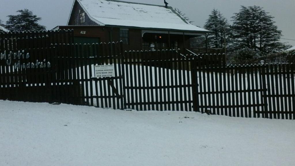 Mystic Mountain Guest House Clarens Exterior foto